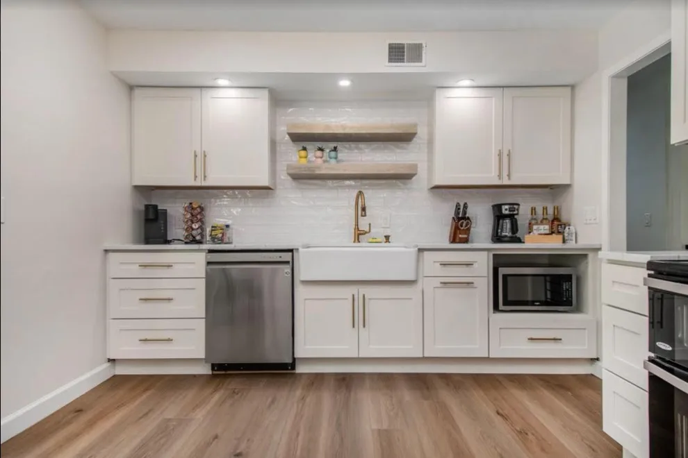 Modern White Kitchen by Smart Design Kitchen & Bath - Photo 3