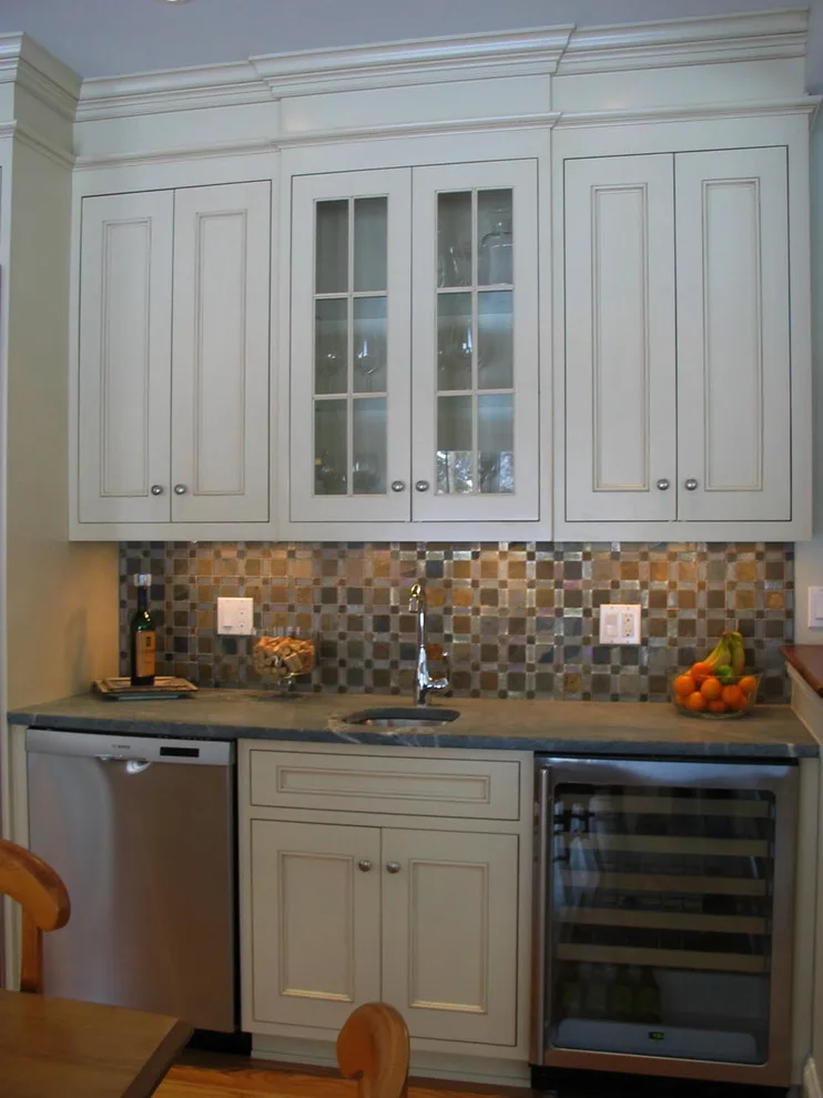 Custom Kitchen with Paint and Glaze by Taylor Made Cabinets, Leominster MA - Photo 9