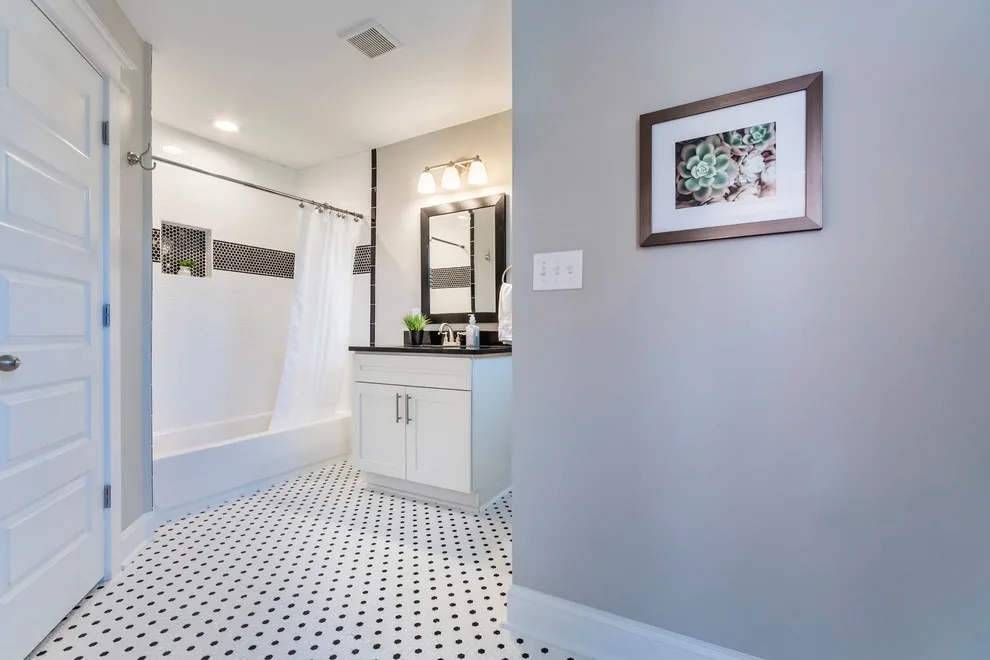 Cooper-Young Revamp by America's Best Carpet And Tile - Photo 4