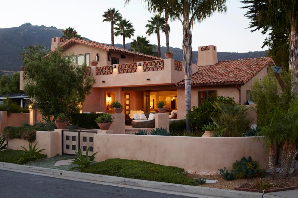 Beach Mediterranean by Jeffrey Gordon Smith Landscape Architecture - Photo 9