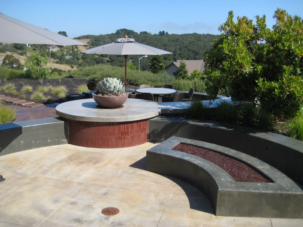 Curvalicious by Jeffrey Gordon Smith Landscape Architecture - Photo 10