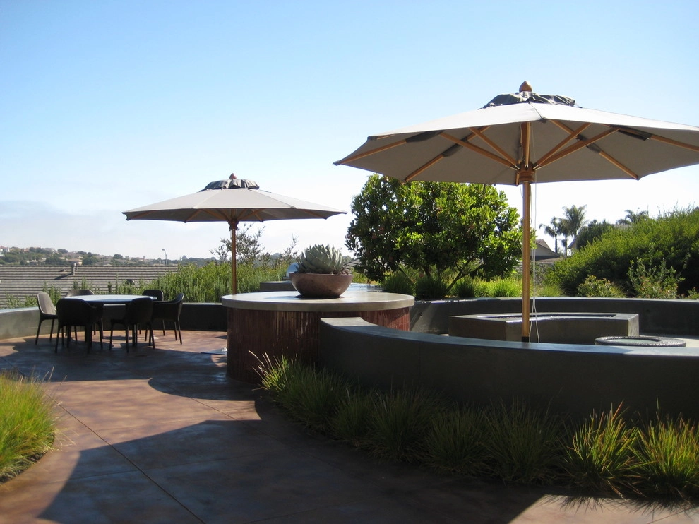 Curvalicious by Jeffrey Gordon Smith Landscape Architecture - Photo 15