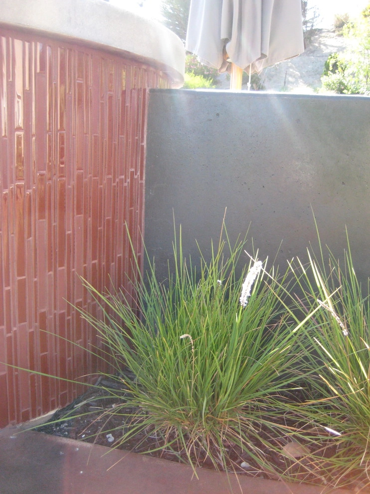 Curvalicious by Jeffrey Gordon Smith Landscape Architecture - Photo 19