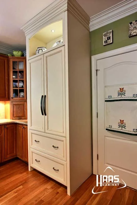 Hampton Maple Vanilla by Haas Cabinets - Photo 3
