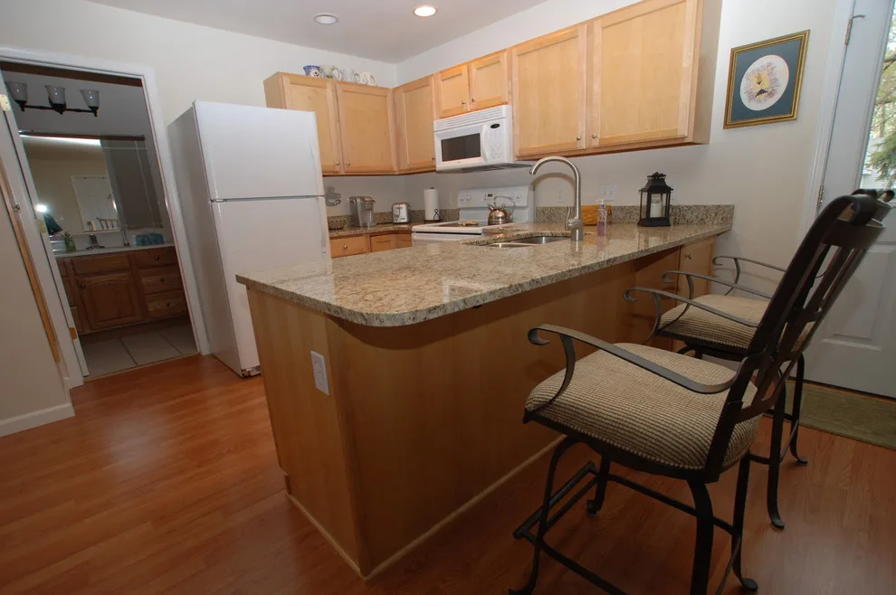 Midland, MI Countertop Replacement Services by Tri-City Remodeling & Nowak Cabinets - Photo 21