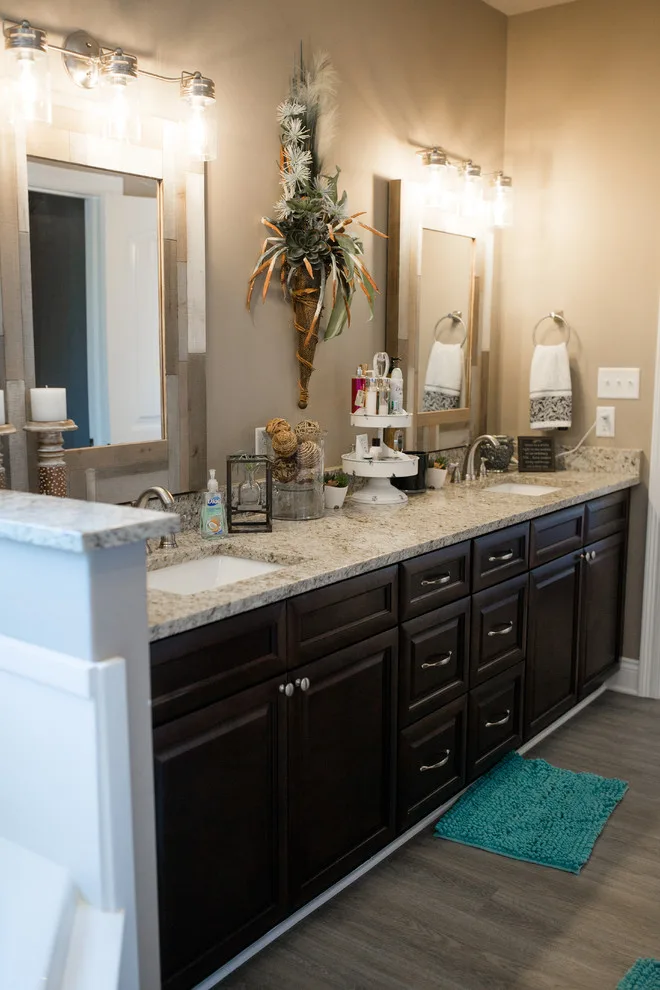 Bathroom Countertop Makeovers by B&L Marble Co. Inc - Photo 11