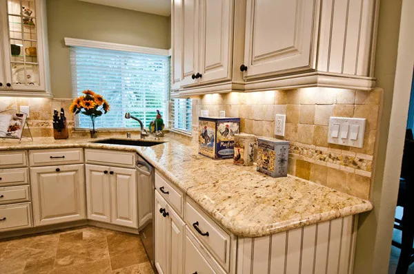 Classic Country Kitchen by Kaminskiy Design And Remodeling - Photo 2