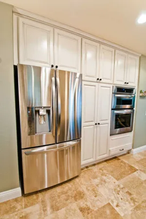 Classic Country Kitchen by Kaminskiy Design And Remodeling - Photo 4