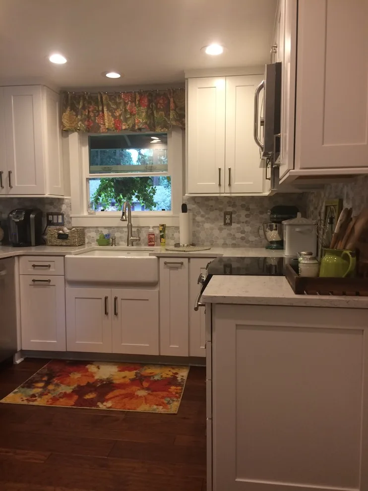 Vancouver, WA Country Kitchen by G&Z Construction - Photo 11