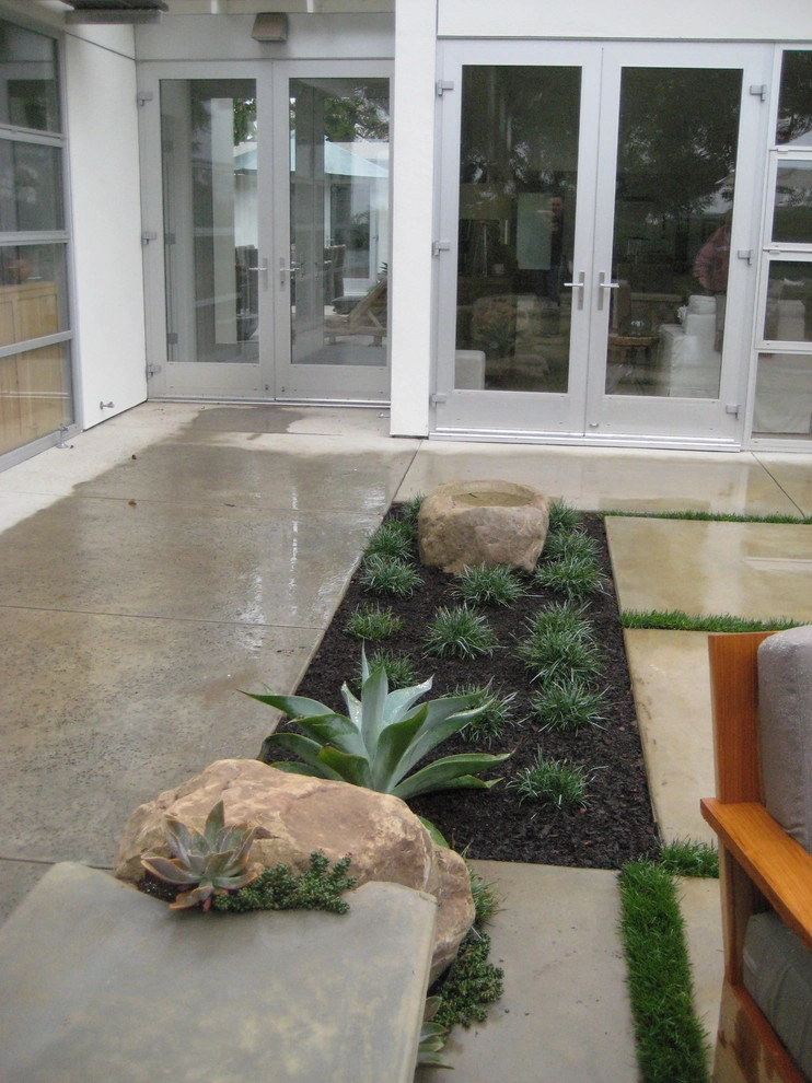 Santa Barbara Modern Ranch by Jeffrey Gordon Smith Landscape Architecture - Photo 48