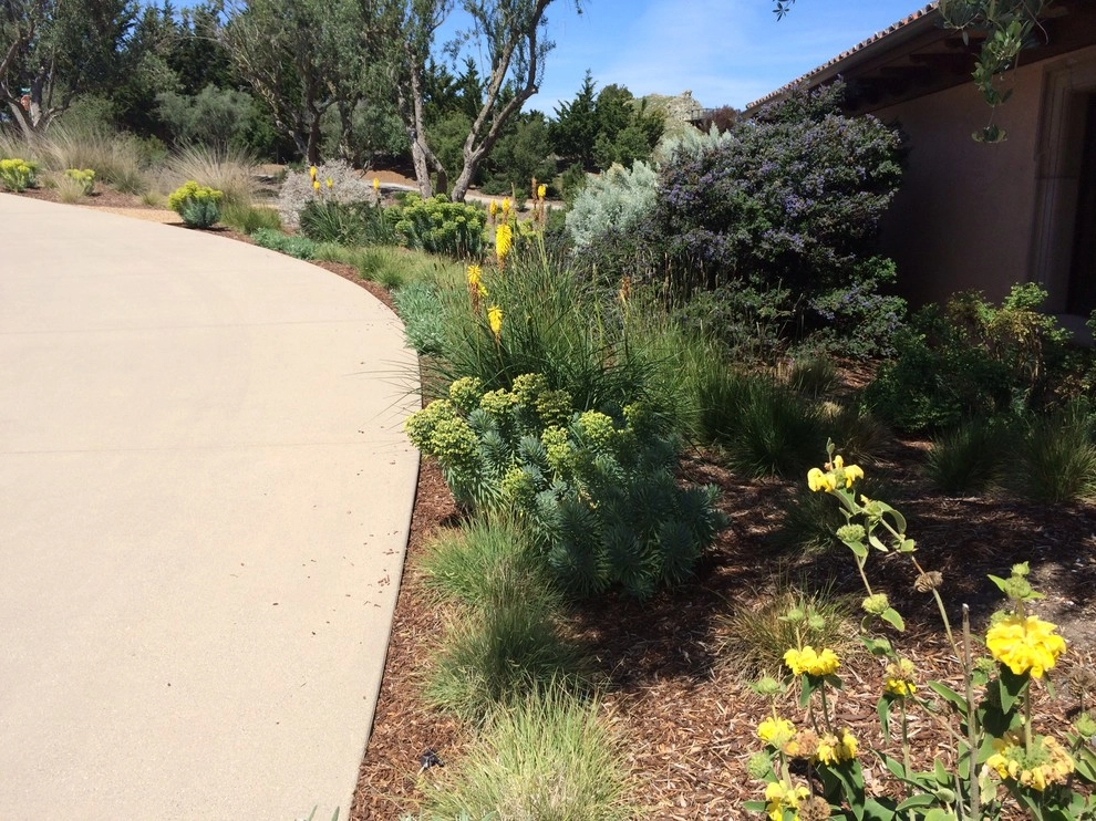 Spanish Revival over Seven Sisters by Jeffrey Gordon Smith Landscape Architecture - Photo 27