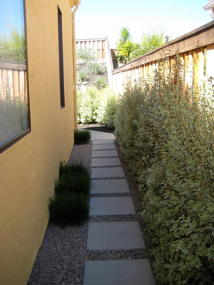Mod Med by Jeffrey Gordon Smith Landscape Architecture - Photo 6