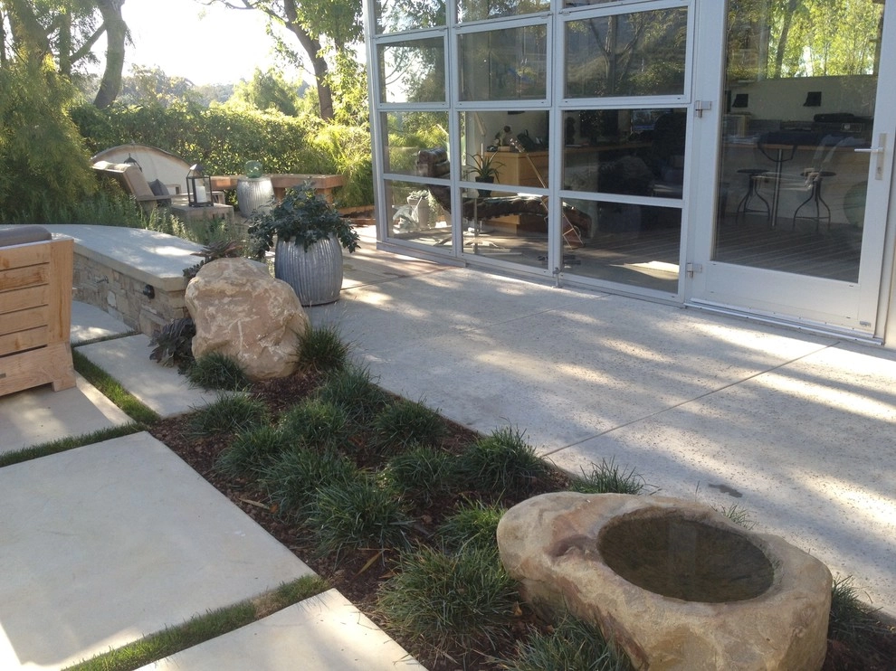 Santa Barbara Modern Ranch by Jeffrey Gordon Smith Landscape Architecture - Photo 13