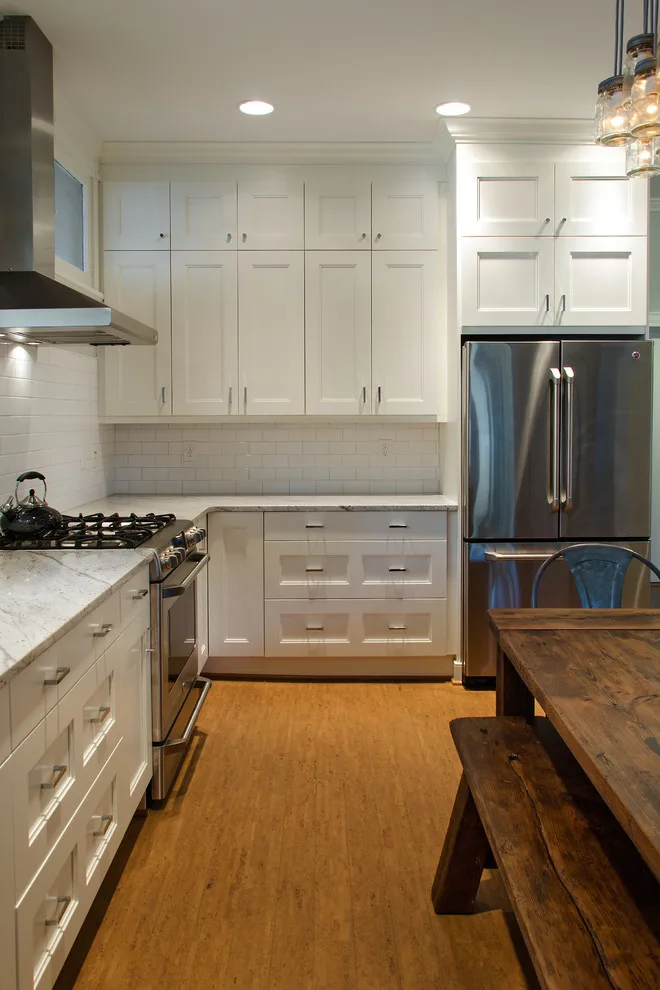 Comfortable Kitchen by DesignLine Home Transformations - Photo 2
