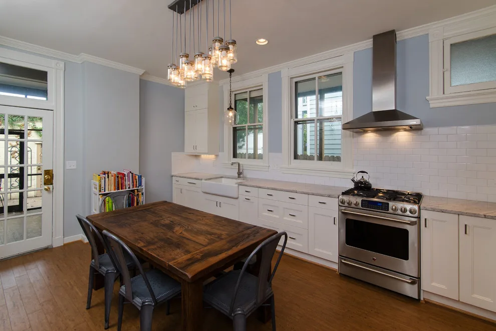 Comfortable Kitchen by DesignLine Home Transformations - Photo 3