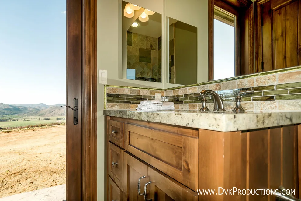 Artisan Tailored Residence by Freeman Builders Inc. - Photo 24