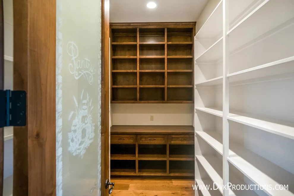 Artisan Tailored Residence by Freeman Builders Inc. - Photo 17