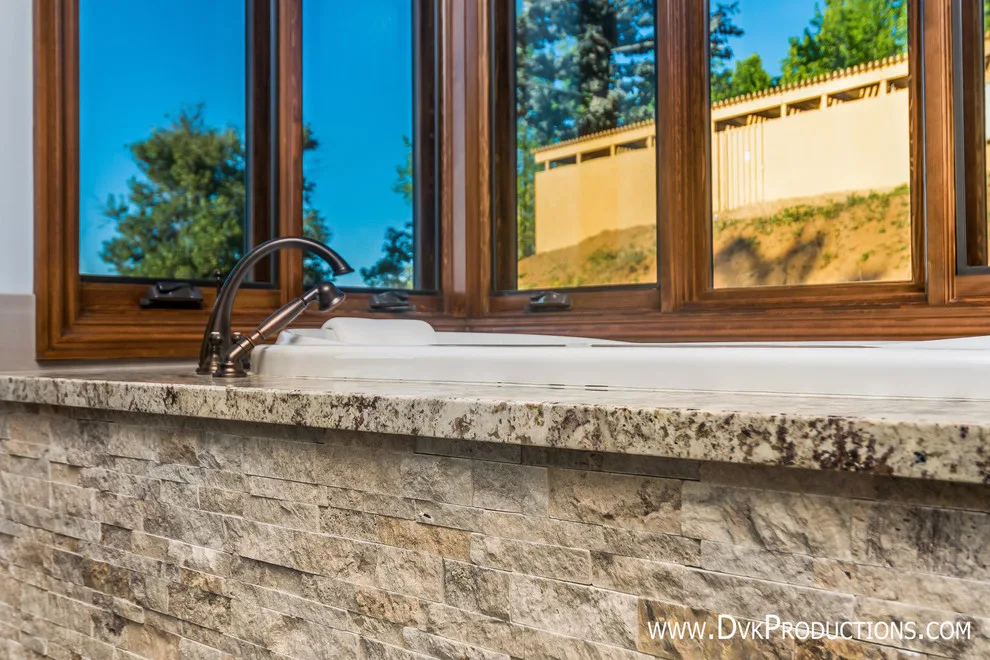 Artisan Tailored Residence by Freeman Builders Inc. - Photo 6