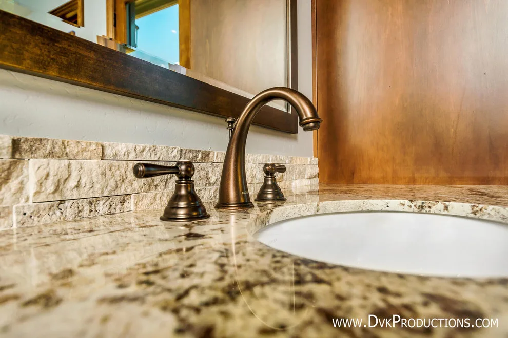 Artisan Tailored Residence by Freeman Builders Inc. - Photo 25