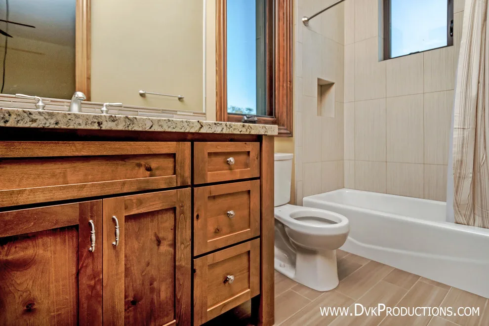 Artisan Tailored Residence by Freeman Builders Inc. - Photo 55