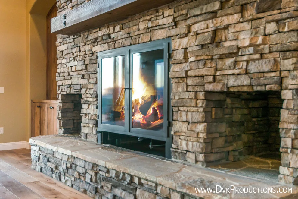 Artisan Tailored Residence by Freeman Builders Inc. - Photo 20