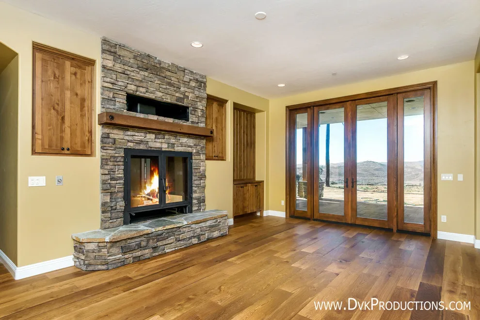 Artisan Tailored Residence by Freeman Builders Inc. - Photo 16