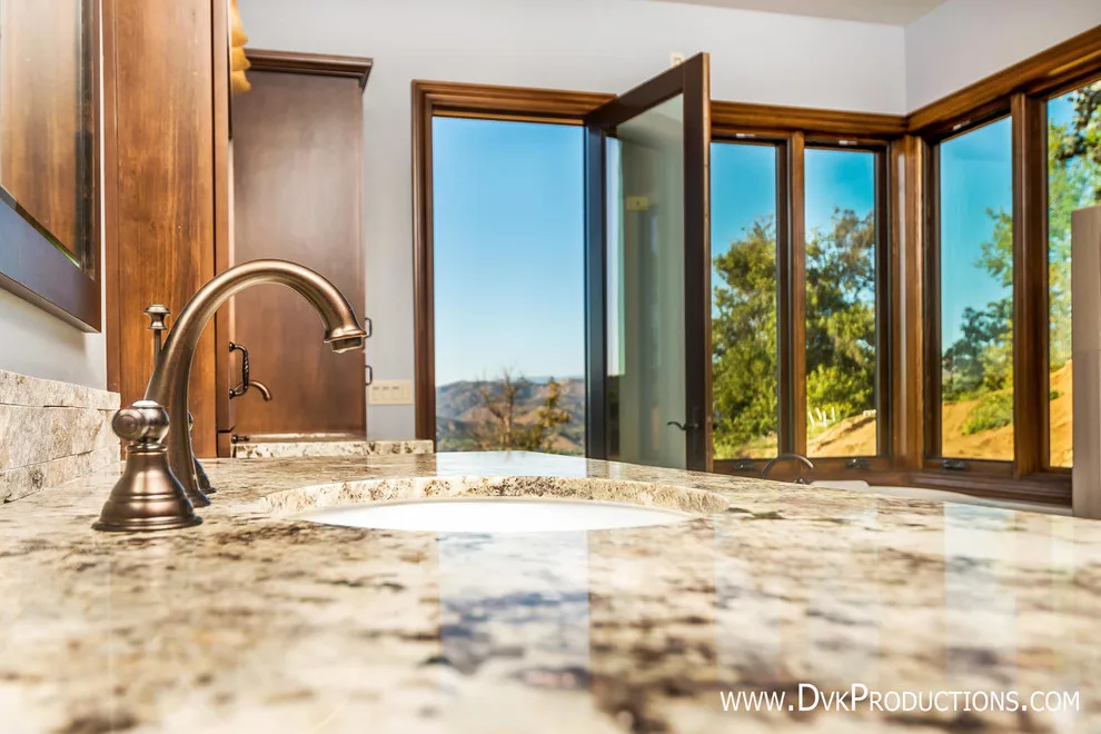 Artisan Tailored Residence by Freeman Builders Inc. - Photo 19