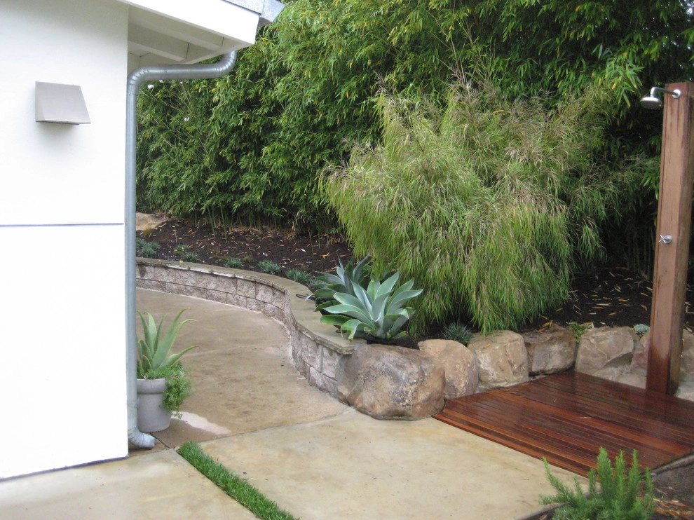 Santa Barbara Modern Ranch by Jeffrey Gordon Smith Landscape Architecture - Photo 32