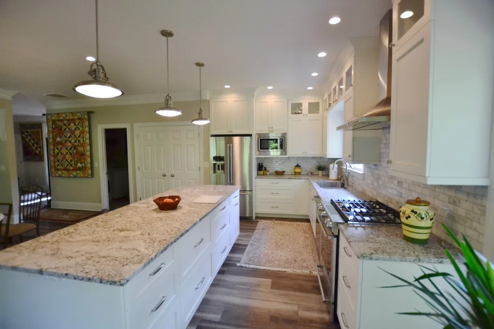 Artisan Kitchen, Bathroom, and Living Space by Councell Craftsmen - Photo 9