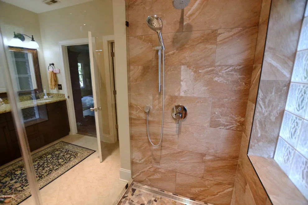 Artisan Kitchen, Bathroom, and Living Space by Councell Craftsmen - Photo 6