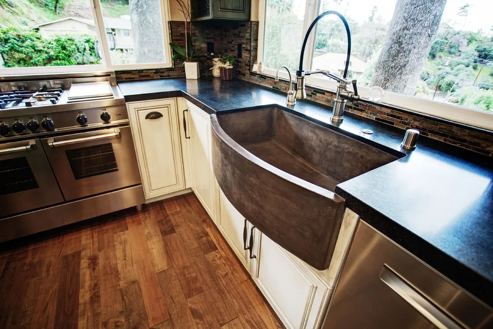 Artisan Rustic Kitchen Gem in Monrovia by Metropolis Drafting And Construction Inc - Photo 19