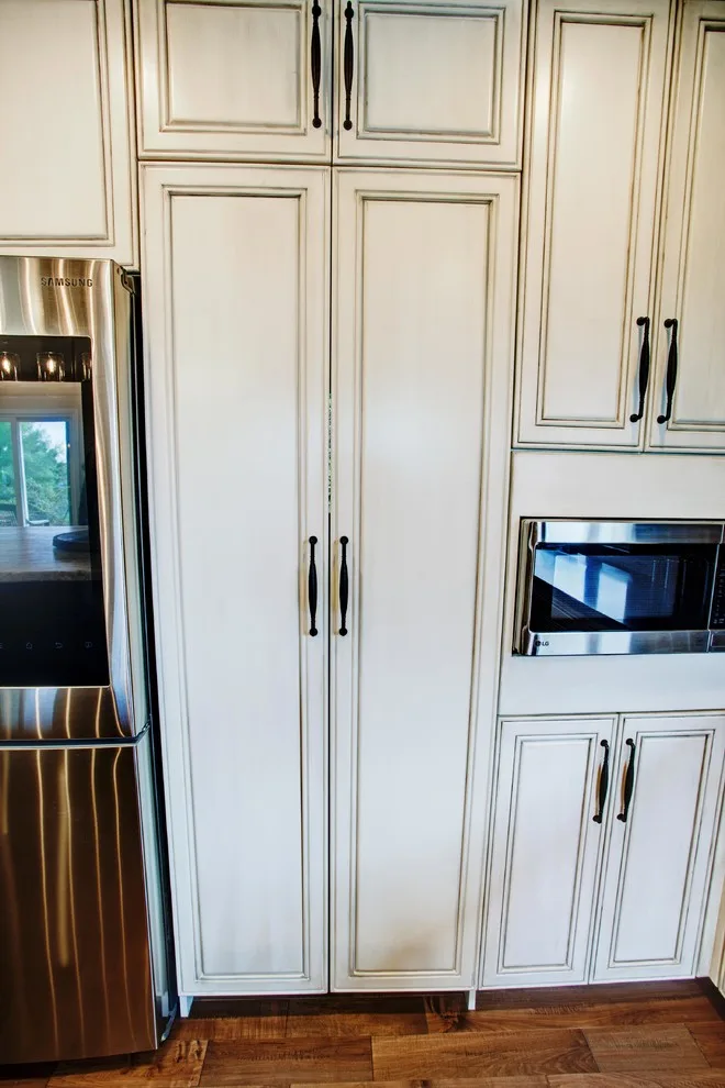 Artisan Rustic Kitchen Gem in Monrovia by Metropolis Drafting And Construction Inc - Photo 25