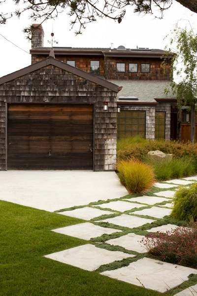 Japanese Cottage by Jeffrey Gordon Smith Landscape Architecture - Photo 13
