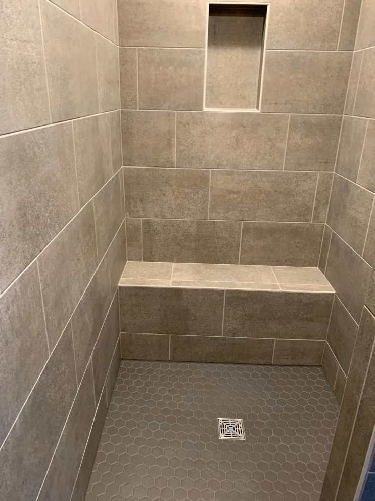 Crown Limited Model by McKean's Floor To Ceiling - Photo 4