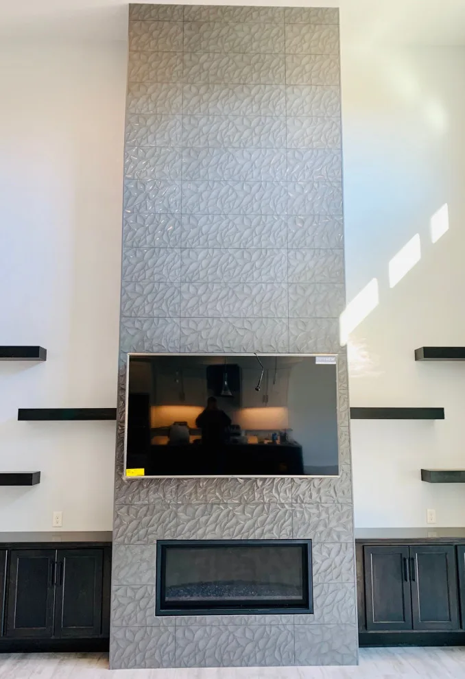 Crown Limited Model by McKean's Floor To Ceiling - Photo 3