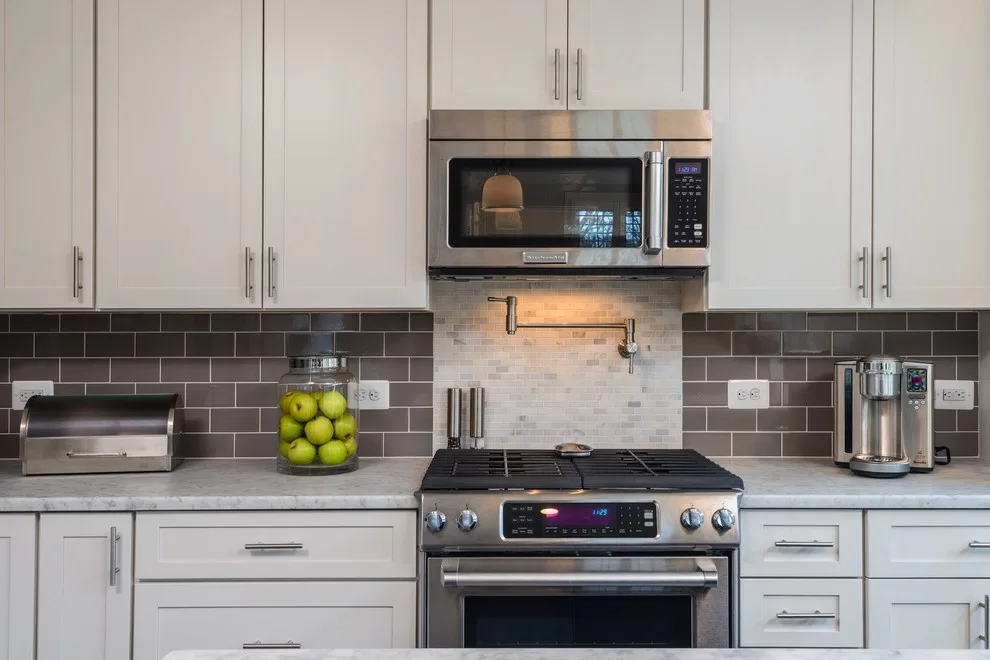 Crysalis Award Recipient 2015 - Dunn Loring Transitional Kitchen by Foster Remodeling Solutions, Inc. - Photo 3