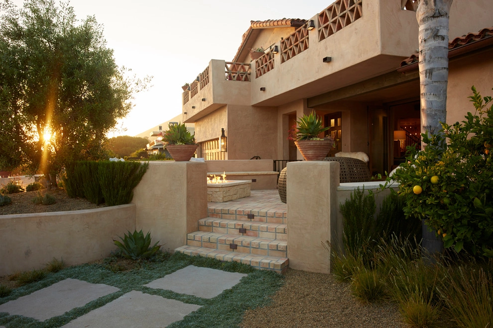 Beach Mediterranean by Jeffrey Gordon Smith Landscape Architecture - Photo 23