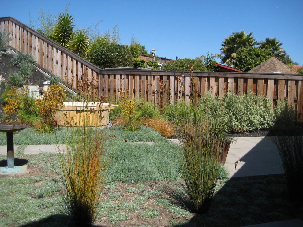 Mod Med by Jeffrey Gordon Smith Landscape Architecture - Photo 3