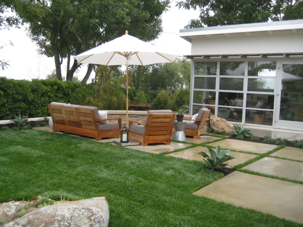 Santa Barbara Modern Ranch by Jeffrey Gordon Smith Landscape Architecture - Photo 38