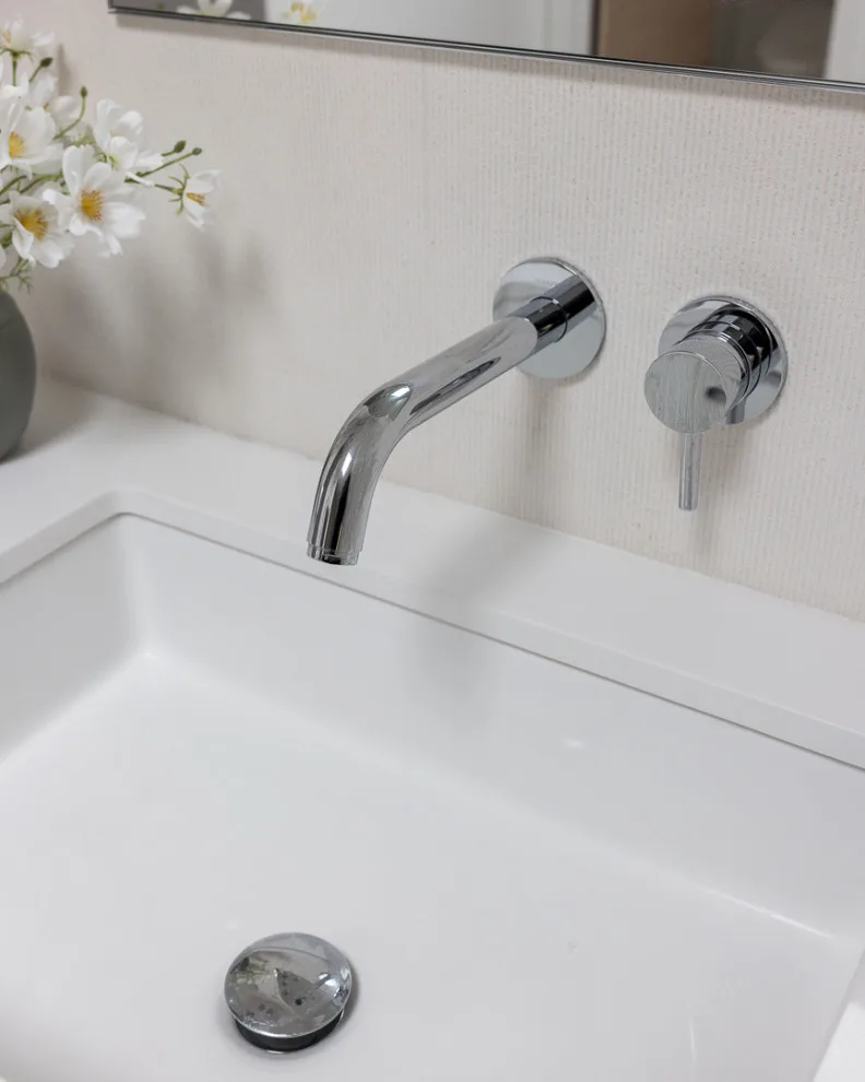 Culver City - Main Bathroom by Concept Renovations, Inc. - Photo 11