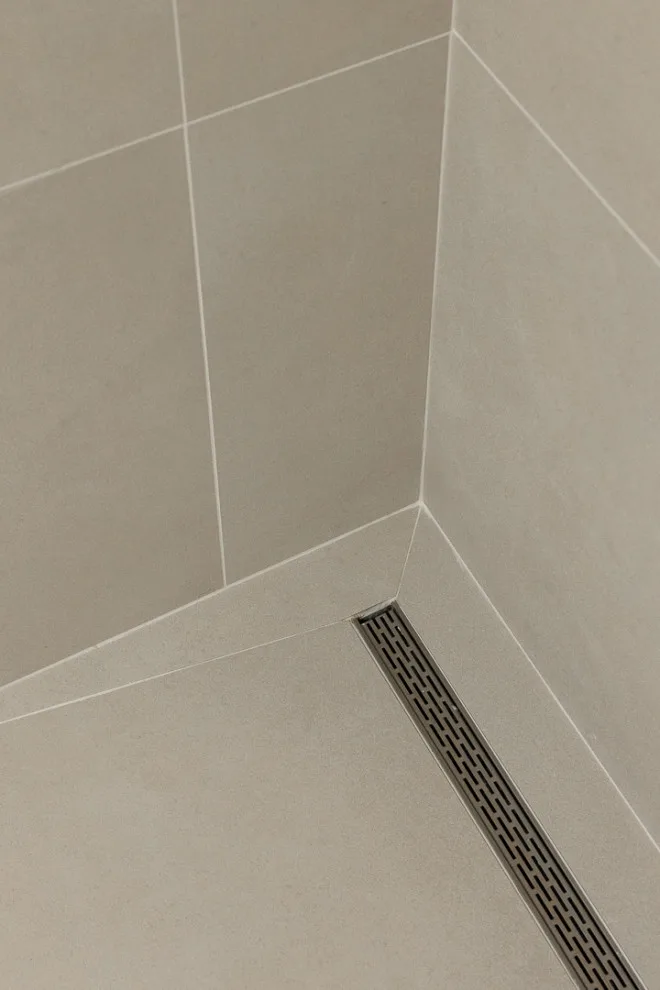 Culver City - Main Bathroom by Concept Renovations, Inc. - Photo 14