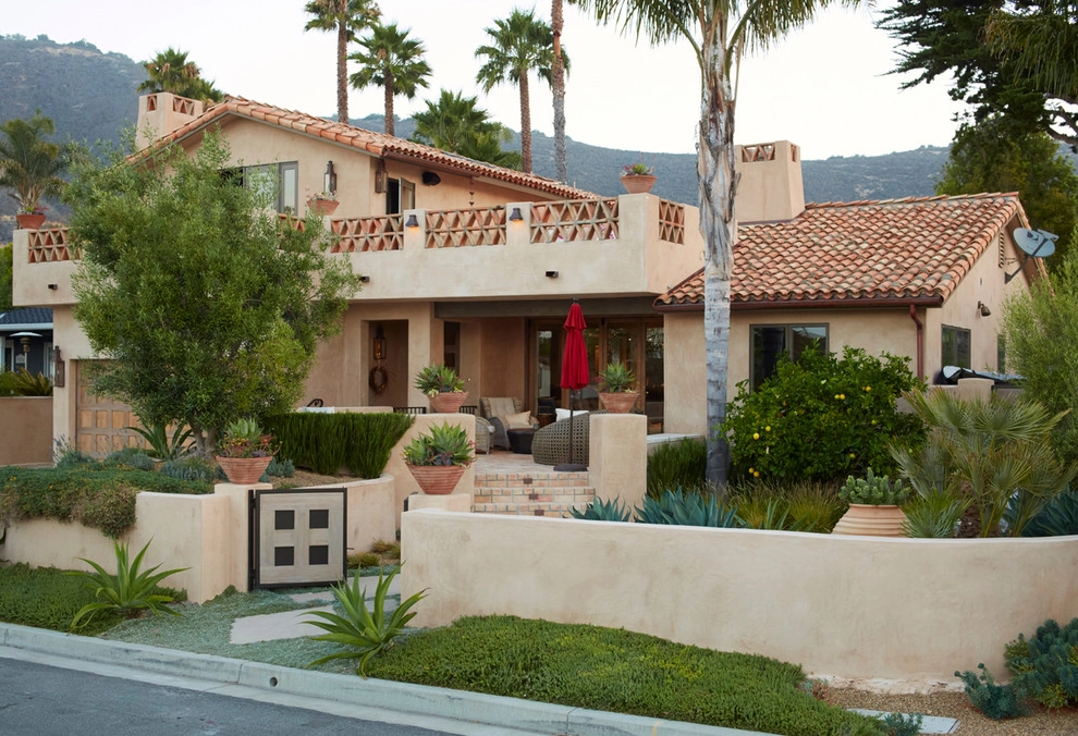 Beach Mediterranean by Jeffrey Gordon Smith Landscape Architecture - Photo 27