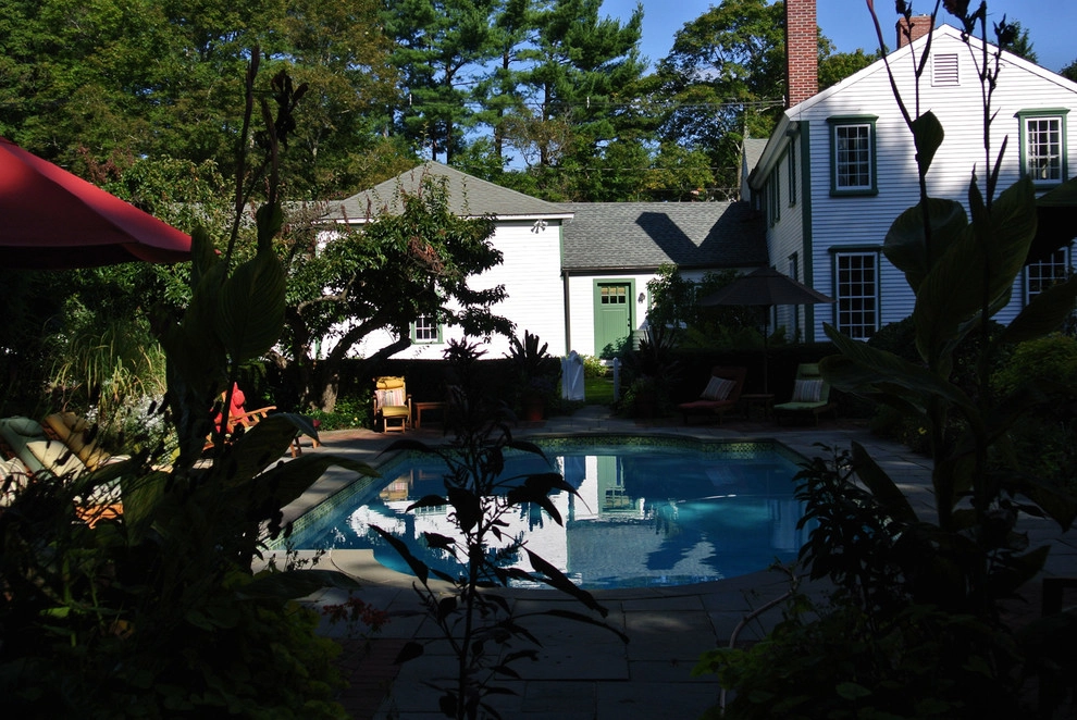 Jonathan Hildreth House by John De Lellis Gardens - Photo 26