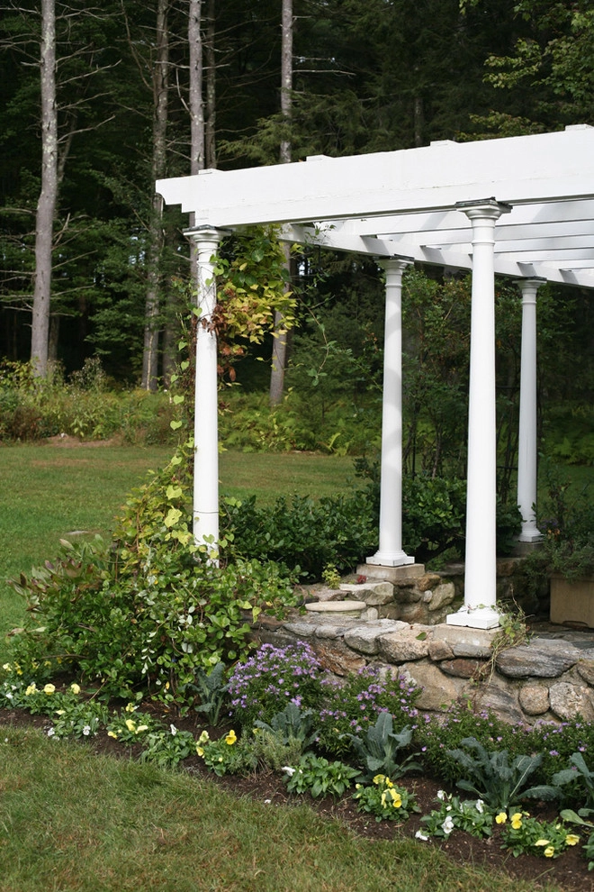Blue Bird Hill Farm by John De Lellis Gardens - Photo 8