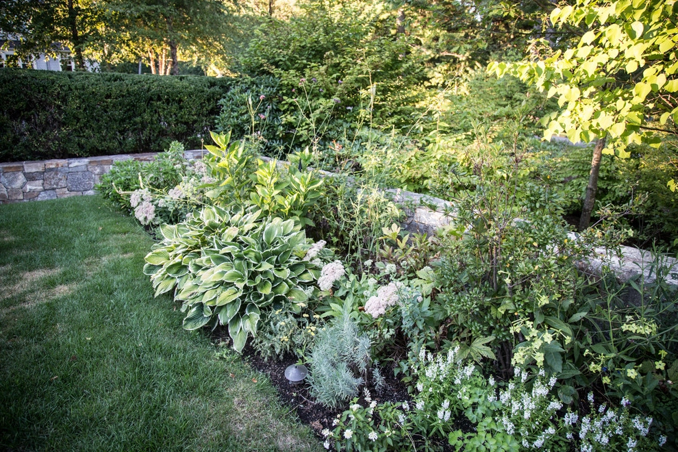 Punkatasset Hill by John De Lellis Gardens - Photo 22