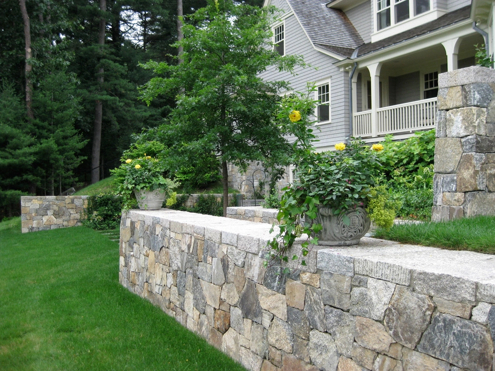 Punkatasset Hill by John De Lellis Gardens - Photo 25
