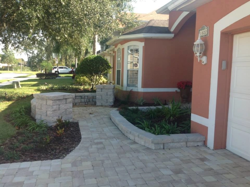 John Madison Landscape-Front Yard Landscapes by John Madison Landscape Inc. - Photo 8
