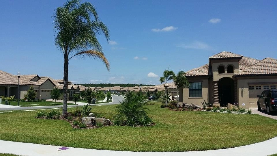 John Madison Landscape-Front Yard Landscapes by John Madison Landscape Inc. - Photo 3