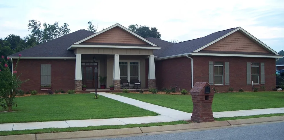 Laurelwood Custom Home by Lombardo's Construction & Remodeling Inc. - Photo 8