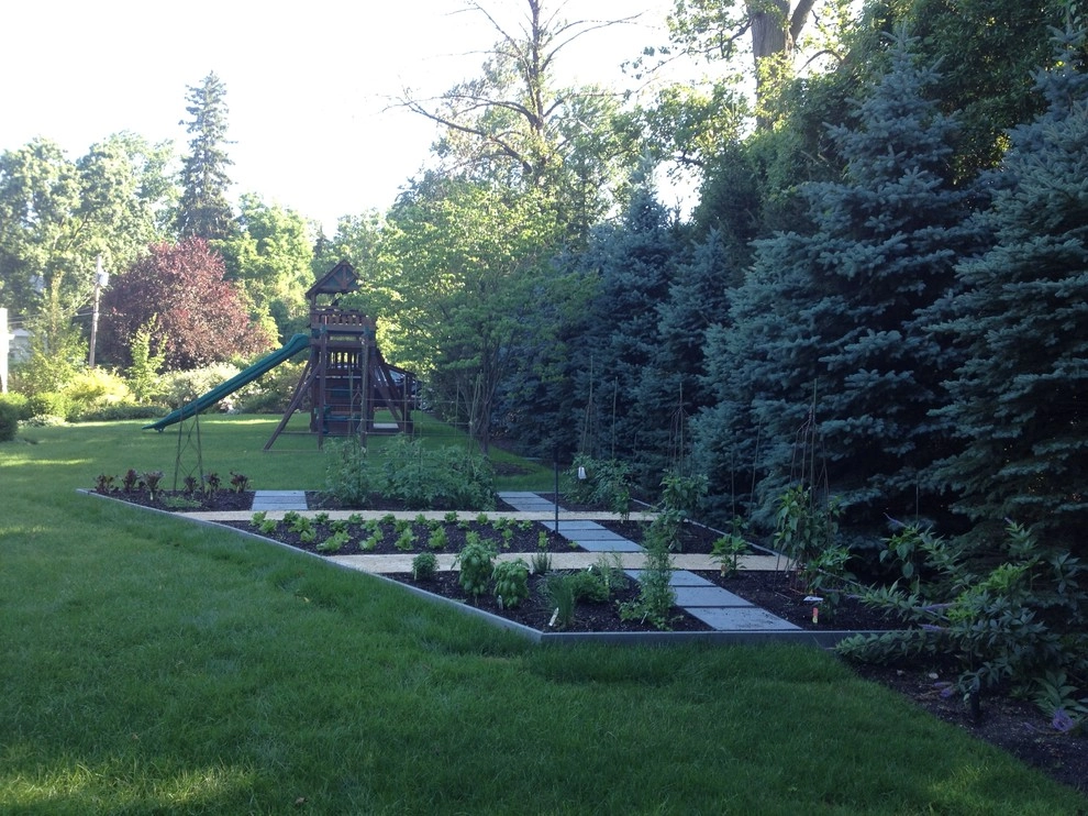 custom vegtable garden by Joseph Bulfamante And Son Landscape Design/Build - Photo 3